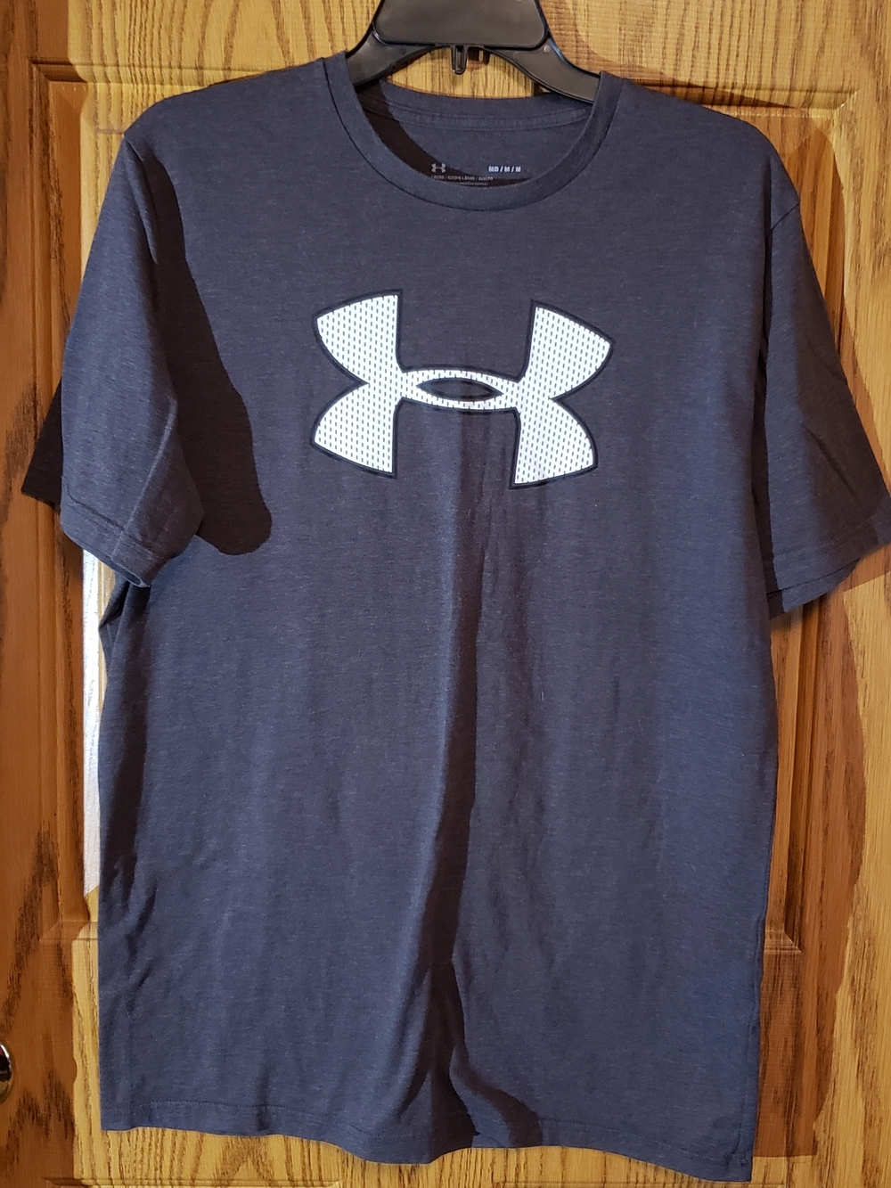 Under Armour‎ Men’s Dark Navy Short-Sleeve Logo Tee. Medium. Athletic Wear